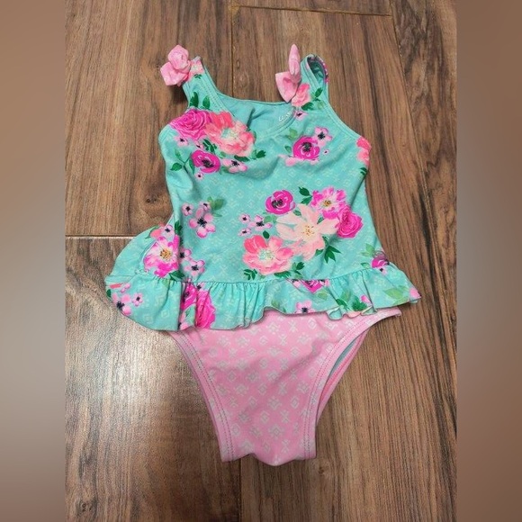 Wowease wonder garden Girls Bathing suit magnetic snaps 24 months - Picture 1 of 3